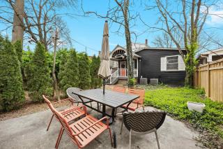 Cozy 2BR Near Bourbon Trail + Backyard Access - 4