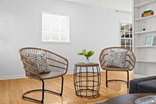 Cozy 2BR Near Bourbon Trail + Backyard Access - 1