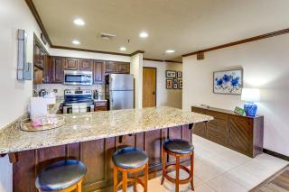 Grand Lake Golf Course Getaway: Stunning Views! - 6