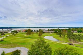 Grand Lake Golf Course Getaway: Stunning Views! - 1