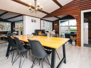 6 person holiday home in Glesborg - 6