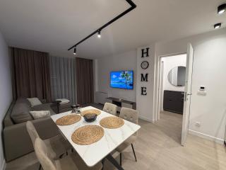 Modern Sea Apartment with Pool & Beach - 4