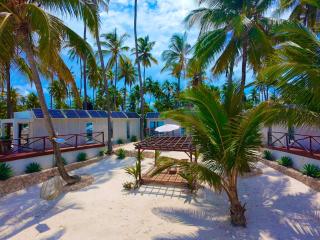 Stunning Oceanfront Apartment by KSN - 6
