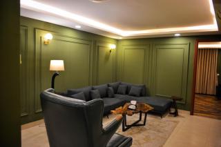 Superior One Bedroom Apartment with Balcony by Alvis Suite - Goldcrest Alfatah Mall DHA Lahore - 7