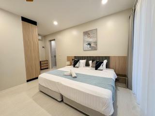 Modern 3 Bedrooms Pool Villa in Layan - 6