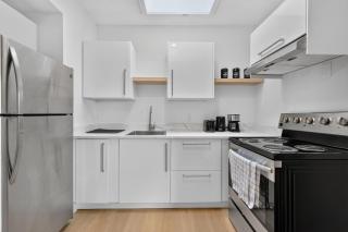 Portage Suites - 8