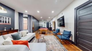 Stylish 2nd Floor Apartment with Pool Table Office Space near Churchill Downs - 5