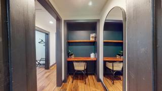 Stylish Top Floor 2 kings full bathroom with tub - 2