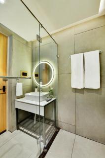 Z Suites And Studios - 4