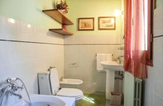 Cozy Retreat with Pool and Stunning Views in Gattaia - 2