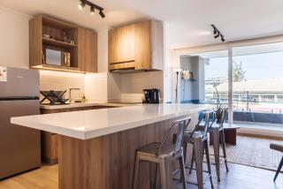 Chic Las Condes Apt Pool & Views Ideal For 3 - 9