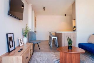 Chic Las Condes Apt Pool & Views Ideal For 3 - 5