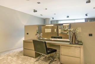 Modern Apartment In the city center of Almatay Perfect for Family - 4