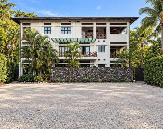Beach Club 2 BD Condo|Pool & Ocean|Playa Langosta - 0