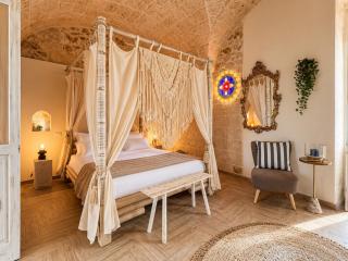Suite Zorah - Jacuzzi Privata nel cuore del Centro Storico - 9