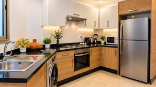 Top-Floor 3BR Apartment in Maarif, City View, AC & Private Parking - 5