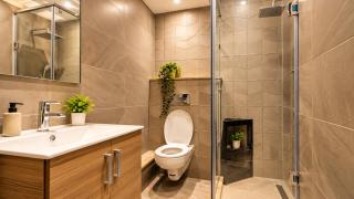 Top-Floor 3BR Apartment in Maarif, City View, AC & Private Parking - 3