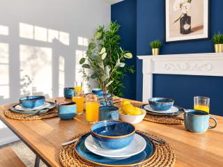 Central Stay Parking Garden Sleeps 6 - 2