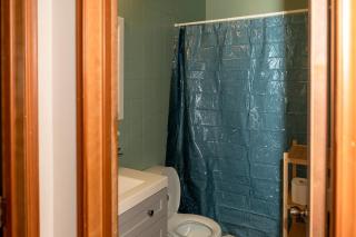 Charming 2BR Home near U of M & Stadium with Free Parking - 8