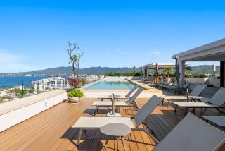 Cozy 1BR Bucerías stay with pool, gym, WiFi & kitchenette - 2