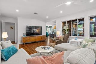 East Austin Home with Private Pool Sleeps 6 - 8