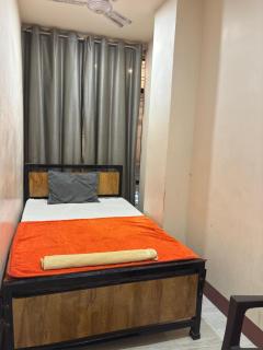 Arya Lodge - 6