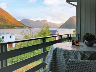 8 person holiday home in Kaldfarnes - 8