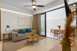 2BR condo in La Cruz with pool, balcony, AC, WiFi & kitchen - 7