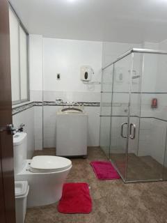 Entire House 2 Floors Free Airport Pickup - 2