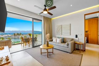 2BR condo near the ocean with pool, gym, WiFi, balcony - 1