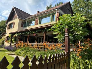 Parkside Vila - 6
