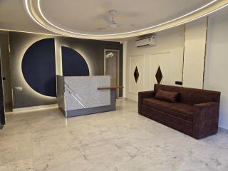 Studio apartment Near Artemis,Medanta - 1