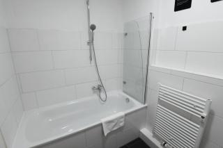 Ruhig & Zentral - 2 Kingsize Betten - Wi-Fi - 4