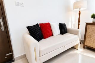Family-Friendly Apartment Santorini Negombo - 1