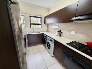 Comfort Zone Near OR Tambo International Airport - 8