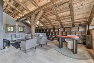 Quiet property in Morzine with panoramic views - 1