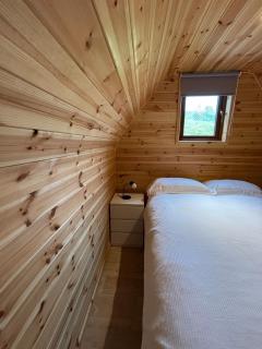 Cosy Cabin In Peaceful Rural Dyfi Valley - 5