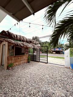 CASA NiMaLou Little Barrio Studios - 6