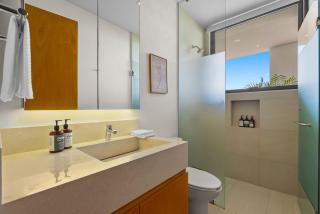 2BR/2BA Alik A12 in La Cruz with pool, gym, AC, WiFi, and balcony - 1
