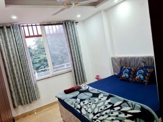 Guru karpa stays HR residency - 2