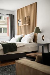 Modernes App mit 2 KingSize Betten und Arbeitsplatz - Essen - 9