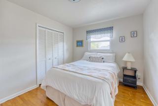 Downtown Bentonville Getaway - 3BR 2BA & Yard - 3