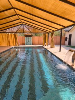 Abu Samra Huts - 1