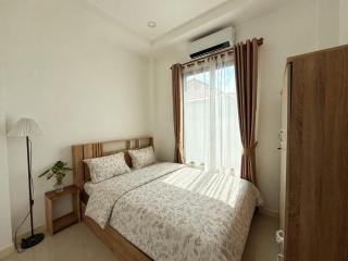 Sandy House CM - 1