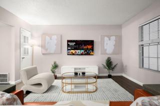 Modern 1BR Near UT and Downtown, Fast WiFi, Parking - 5