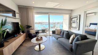 Luxuriöse Seafront Wohnung direkt am Meer mit Balkon Valletta View - 0