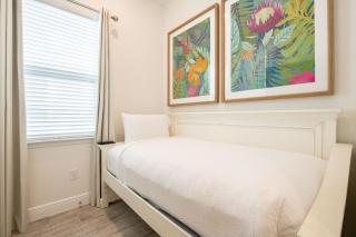 Brilliant Cottage Near Disney With Margaritaville Resort & Island H2O Access - 8090Kd - 1