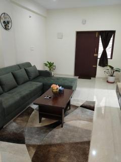 The Cozy Taana Luxe AC Comfort Stay - 3