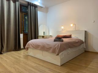 Cosy Shared Central Apartment - 5