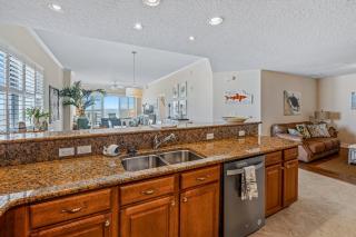 Oceanfront Corner Condo with Private Balcony Pool Hot Tub and Garage Parking - 1